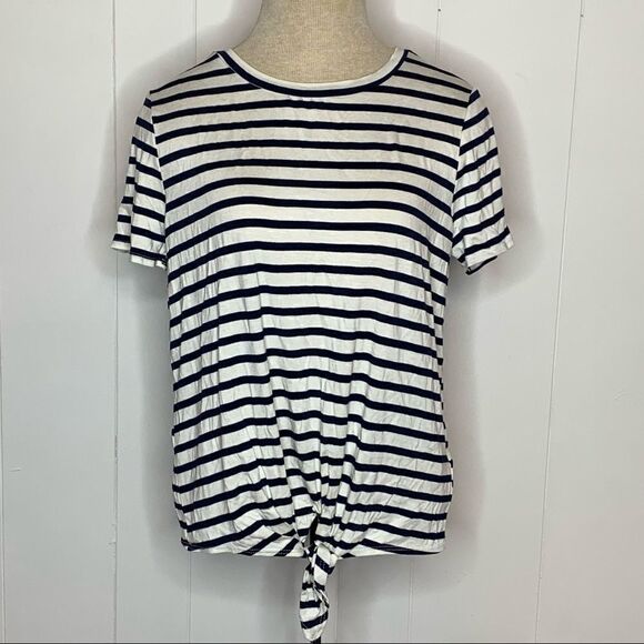 Striped Tie Front Shirt   - Picture 1 of 7